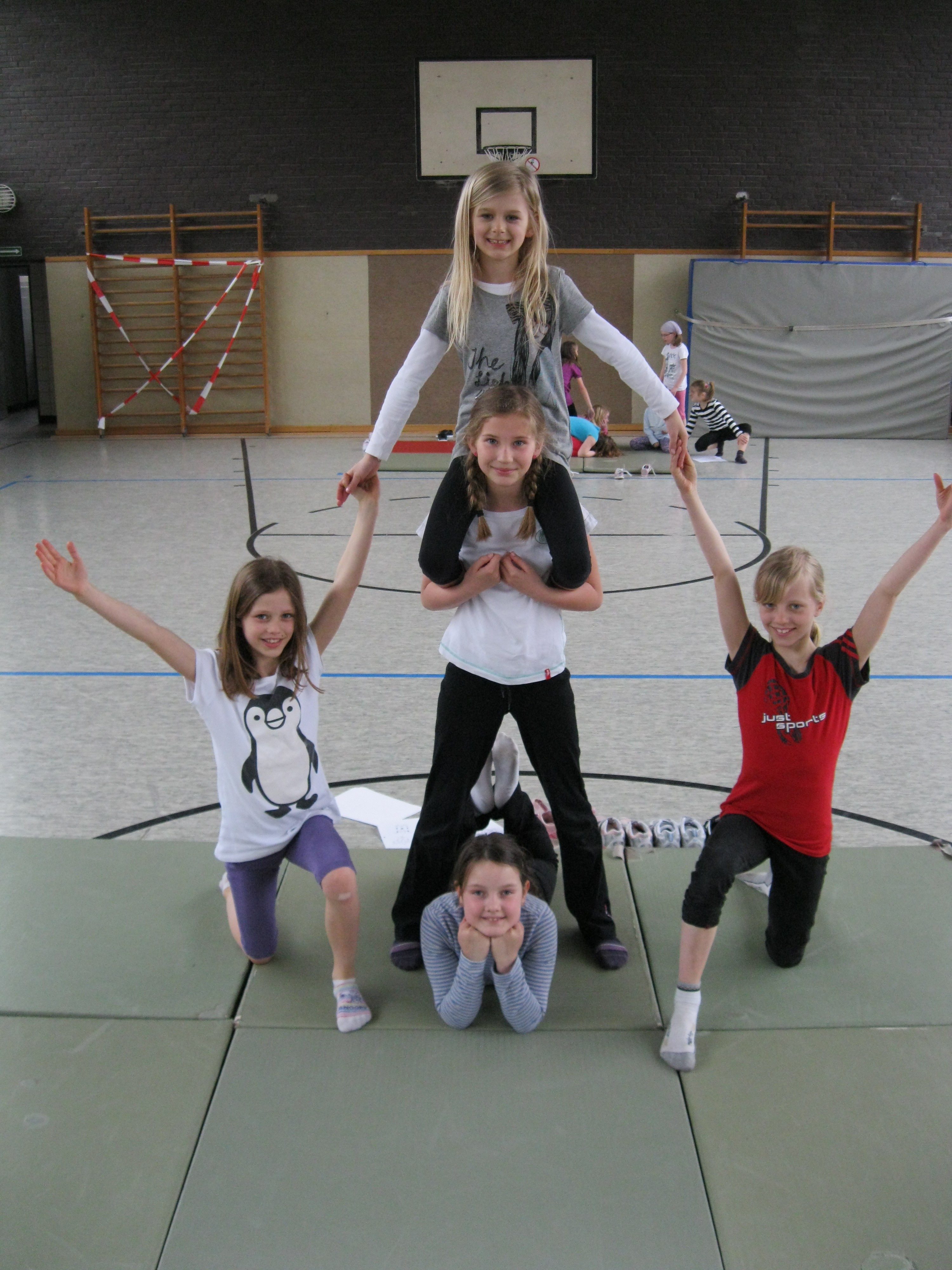 Akrobatik im Sportunterricht 2011